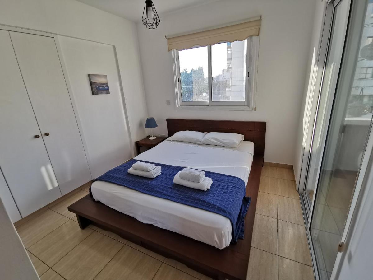 Carisa Downtown With Rooftop Pool ลาร์นาคา ภายนอก รูปภาพ